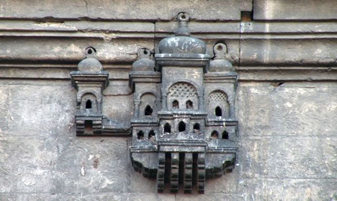 Osmanlı'da Kuş Sarayları, ayazma camii üsküdar